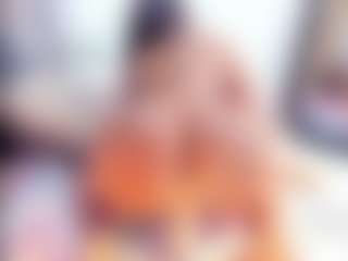 Laura Saenz's Live Sex Cam Show