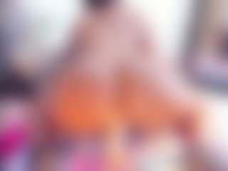 Laura Saenz's Live Sex Cam Show