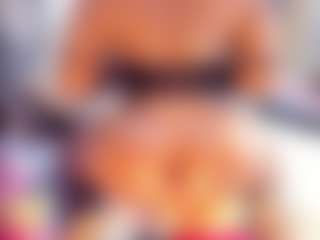 Laura Saenz's Live Sex Cam Show