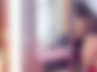 Laura Saenz's Live Sex Cam Show