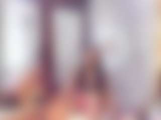 Laura Saenz's Live Sex Cam Show
