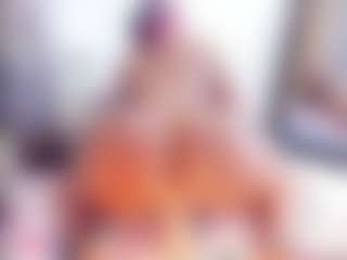 Laura Saenz's Live Sex Cam Show