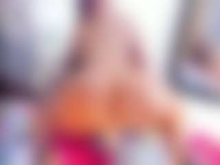 Laura Saenz's Live Sex Cam Show