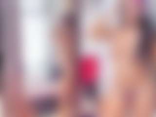 Live cam show with Laura Saenz - Erotic Dance on Gym Cam Girls
