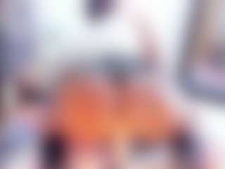 Laura Saenz's Live Sex Cam Show