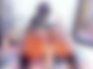 Laura Saenz's Live Sex Cam Show