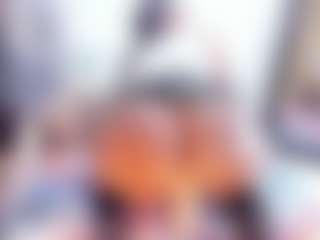 Laura Saenz's Live Sex Cam Show