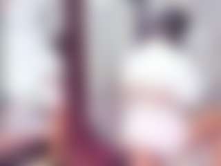 Laura Saenz's Live Sex Cam Show