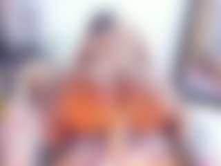 Laura Saenz's Live Sex Cam Show