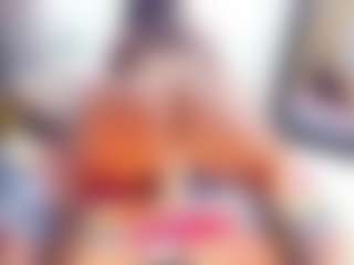 Laura Saenz's Live Sex Cam Show