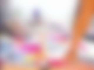 Laura Saenz's Live Sex Cam Show