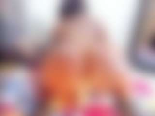 Laura Saenz's Live Sex Cam Show