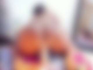 Laura Saenz's Live Sex Cam Show
