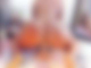 Laura Saenz's Live Sex Cam Show