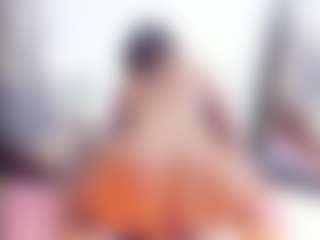 Laura Saenz's Live Sex Cam Show