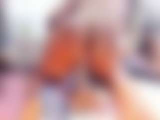 Laura Saenz's Live Sex Cam Show