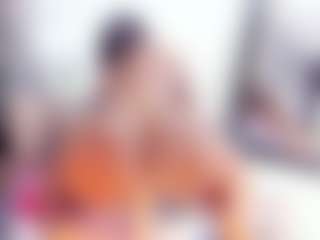 Laura Saenz's Live Sex Cam Show