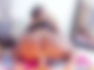 Laura Saenz's Live Sex Cam Show