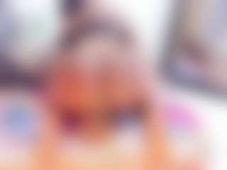 Laura Saenz's Live Sex Cam Show