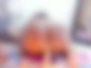 Laura Saenz's Live Sex Cam Show