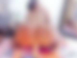 Live cam show with Laura Saenz - Ebony on Camsoda | colombia