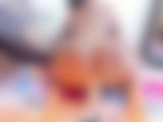 Laura Saenz's Live Sex Cam Show