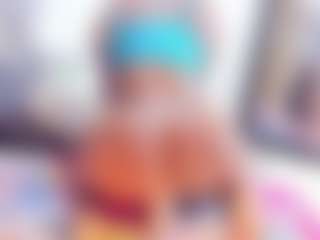 Laura Saenz's Live Sex Cam Show