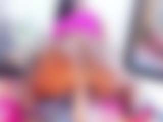 Laura Saenz's Live Sex Cam Show
