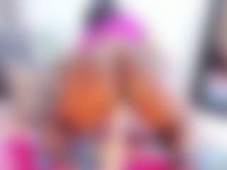 Laura Saenz's Live Sex Cam Show