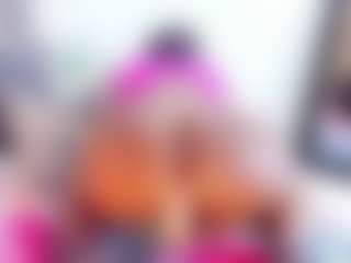 Laura Saenz's Live Sex Cam Show