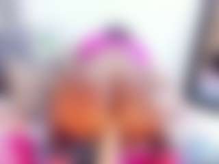 Laura Saenz's Live Sex Cam Show