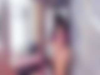 Laura Saenz's Live Sex Cam Show