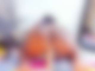 Live cam show with Laura Saenz - Ebony Big Ass on Cam Slut
