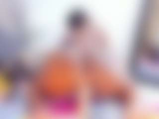 Laura Saenz's Live Sex Cam Show