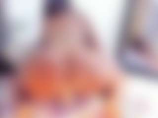 Live cam show with Laura Saenz - Ebony Big Tits on xxxlivecams.org
