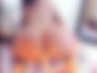 Laura Saenz's Live Sex Cam Show