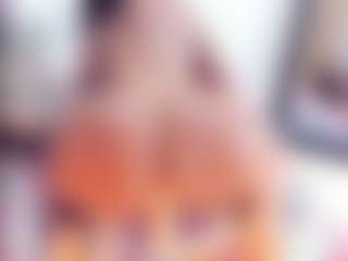 Laura Saenz's Live Sex Cam Show