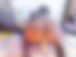 Laura Saenz's Live Sex Cam Show