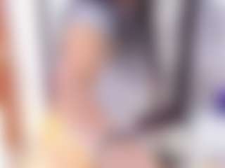 Laura Saenz's Live Sex Cam Show