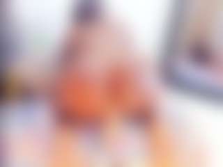 Laura Saenz's Live Sex Cam Show