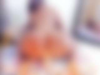 Laura Saenz's Live Sex Cam Show