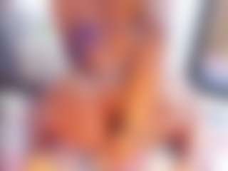 Laura Saenz's Live Sex Cam Show