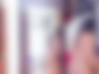 Live cam show with Laura Saenz - Big Tits Dildo on liverealitysex.com