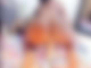 Laura Saenz's Live Sex Cam Show