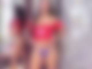 Live cam show with Laura Saenz - Black Lush on CamClone
