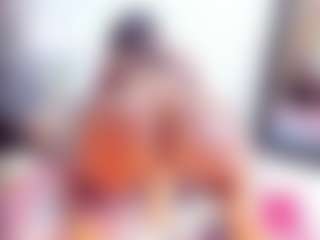 Live cam show with Laura Saenz - Black Big Ass on Hubzter Live
