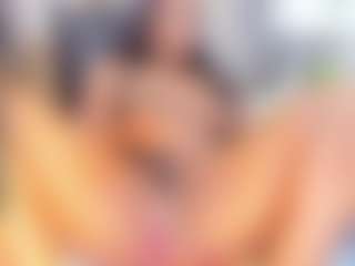 Laura Saenz's Live Sex Cam Show
