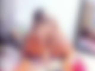 Laura Saenz's Live Sex Cam Show