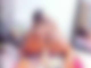 Laura Saenz's Live Sex Cam Show