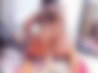 Laura Saenz's Live Sex Cam Show